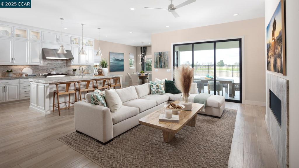 REGENCY - Residential