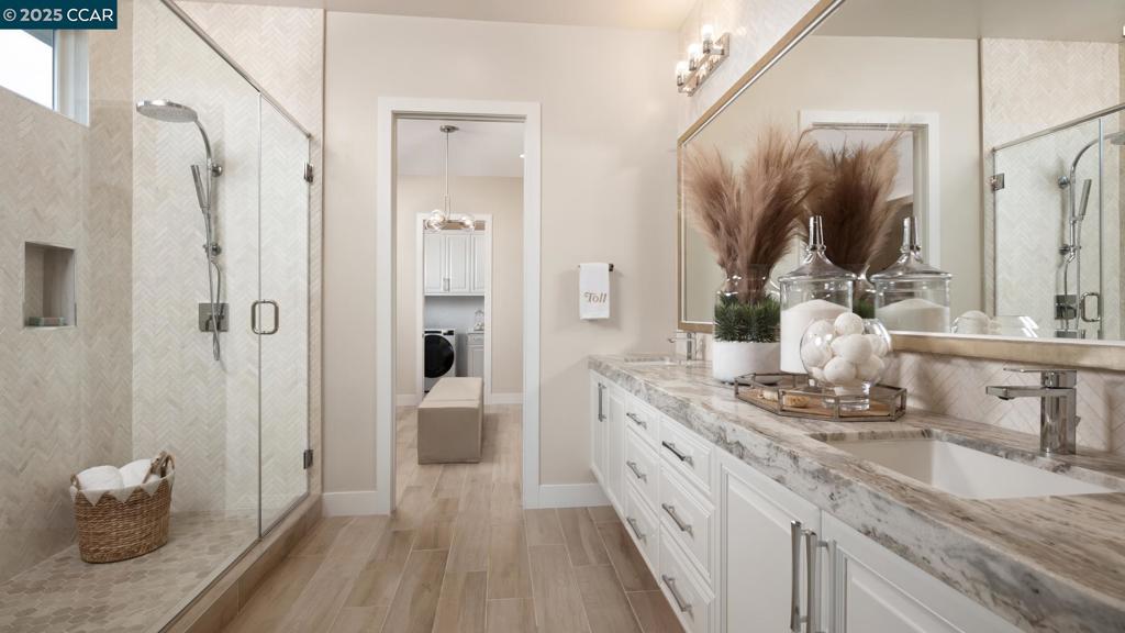 REGENCY - Residential