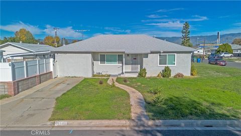 Photo of 25636 Sun Avenue, Loma Linda, CA 92354 (MLS # CV26001453)
