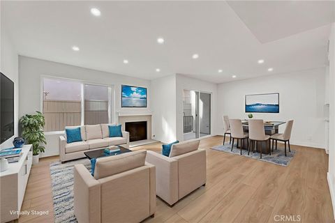 Photo of 17303 Chatsworth Street #4, Granada Hills, CA 91344 (MLS # GD25278874)