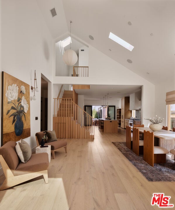 534 N Bronson Avenue, Los Angeles CA 90004