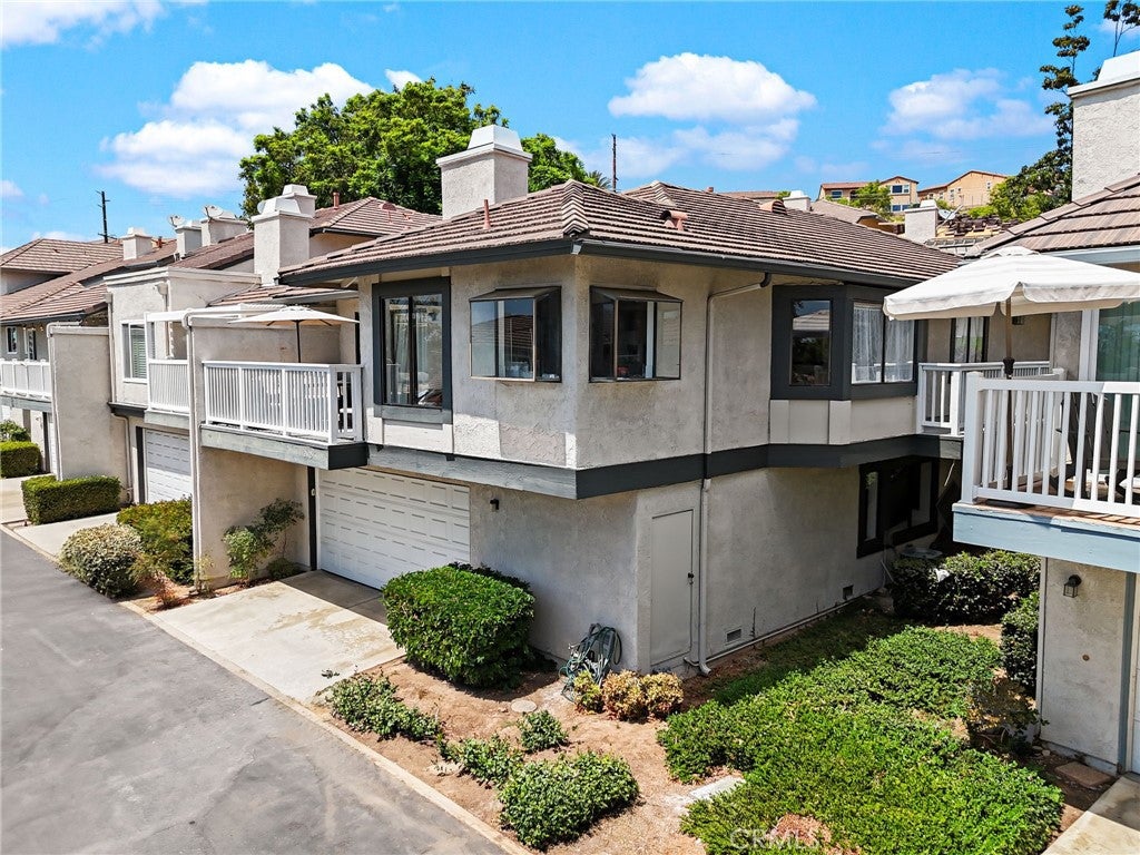 2475 Woodfield