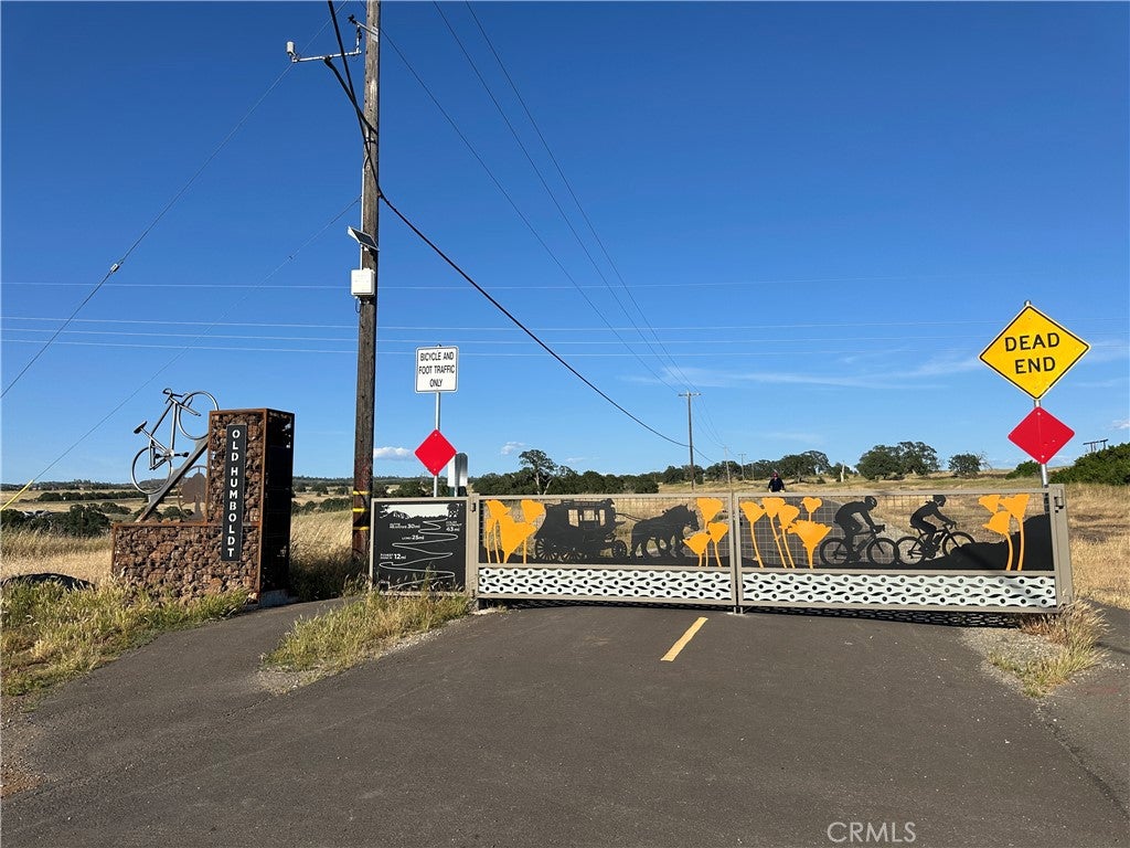 0 5.9 AC Corner of Yosemite & Humboldt Rd