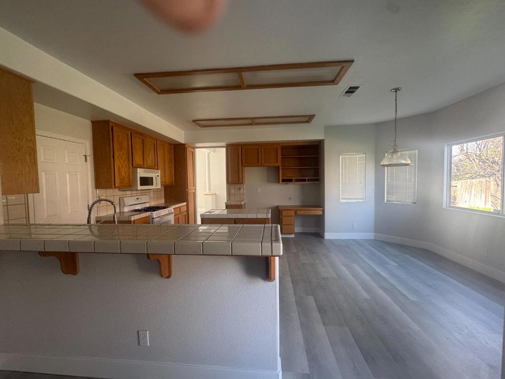 1842 Loma Linda Circle