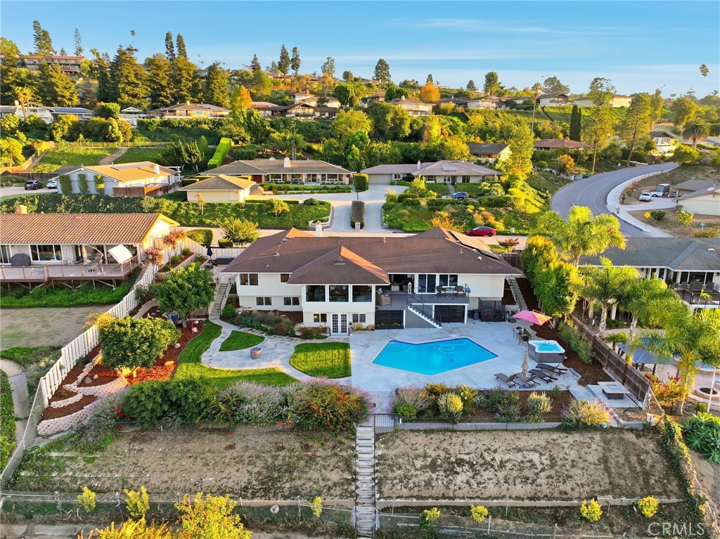 Las Vivendas - Residential