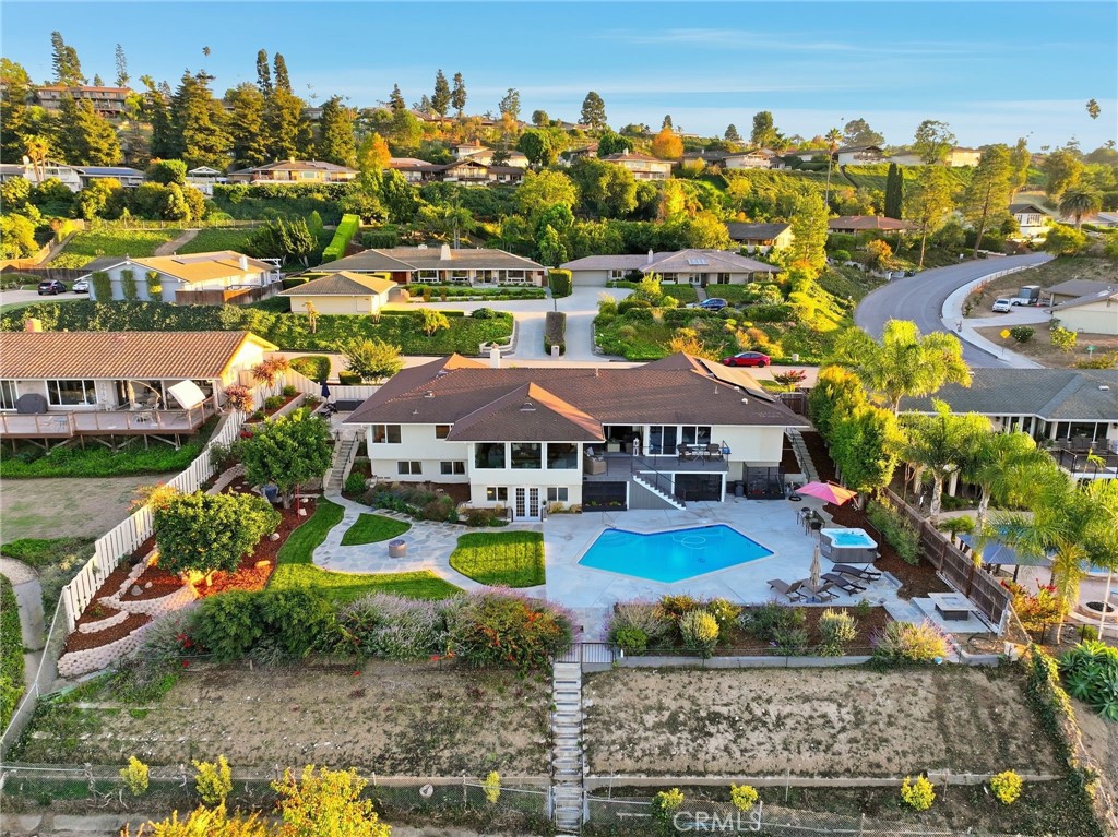 Las Vivendas - Residential