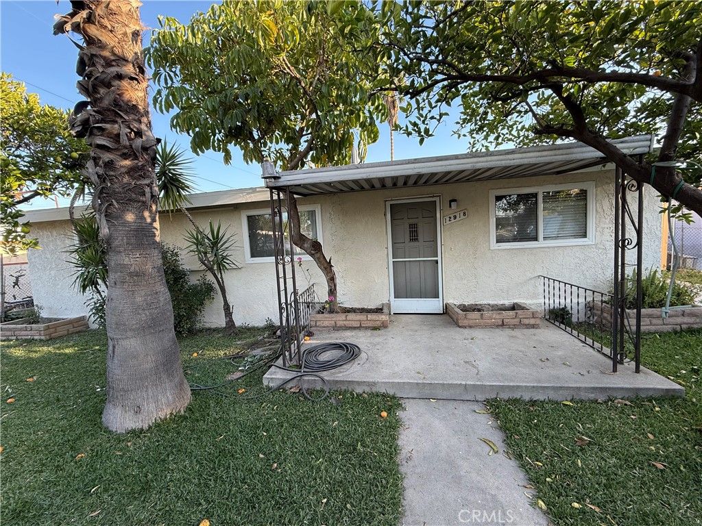 Photo of 12918 Pinney, Pacoima, CA 91331 (MLS # SR25265572)