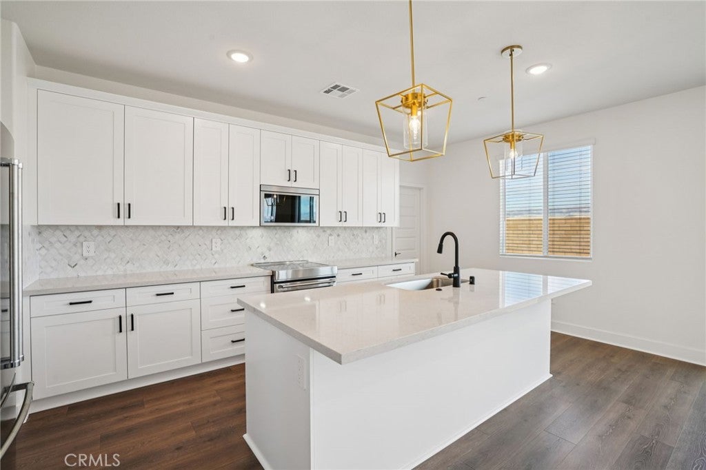 36156 Cameron Place