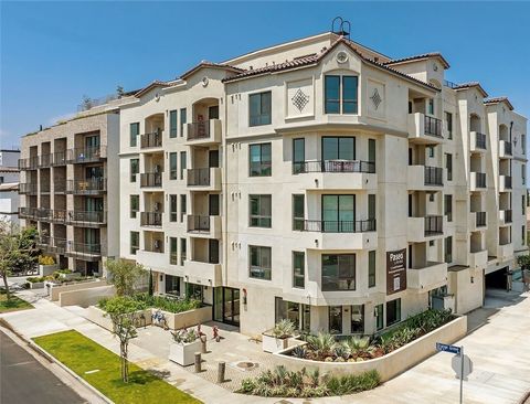 Photo of 1303 S Orange Grove Avenue #601, Los Angeles, CA 90019 (MLS # SB26081705)