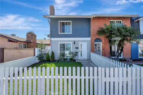 2603 Delaware Street Unit A, Huntington Beach, CA 92648 - MLS#: OC26063951