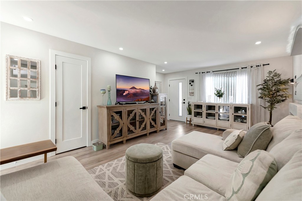 2603 Delaware Street A