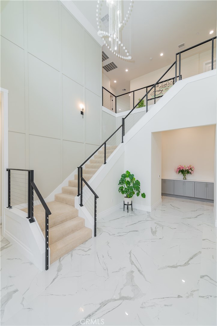 451 Avenida Esplendor