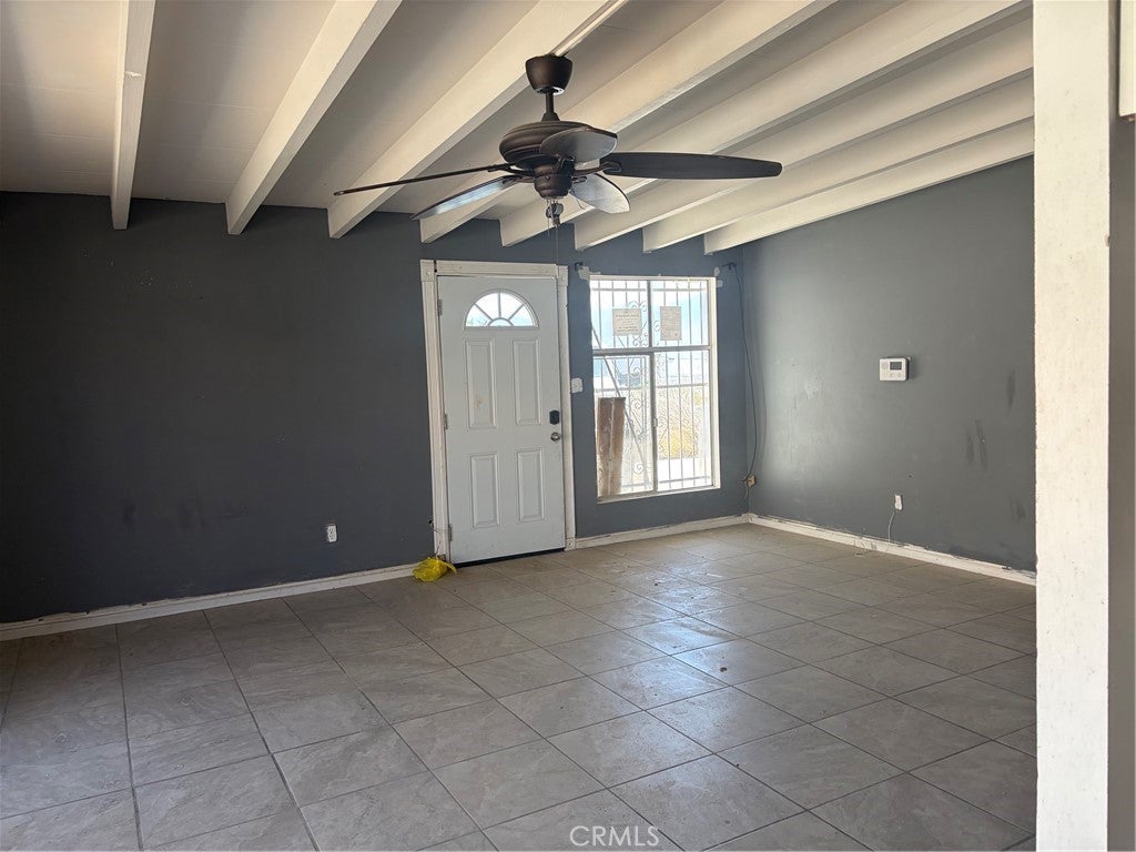 68150 Calle Blanco