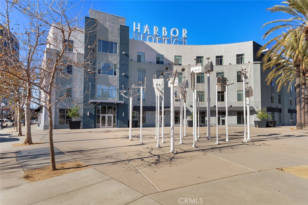 435 W Center Street Promenade 221