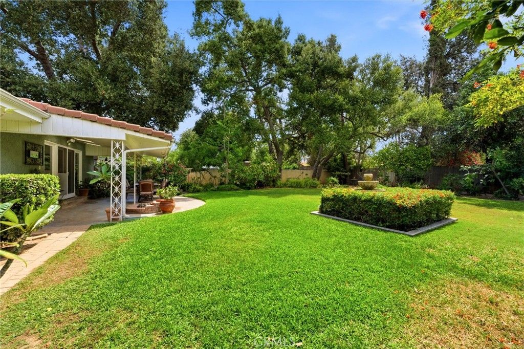 Photo of 5830 Old Ranch Road, Riverside, CA 92504 (MLS # IV26116354)