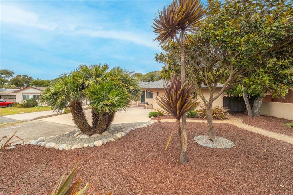 712 Sunset Drive