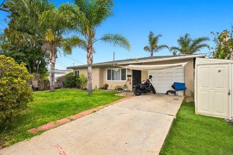 Photo of 914 16 Florence St ST, Imperial Beach, CA 91932 (MLS # 260016494SD)