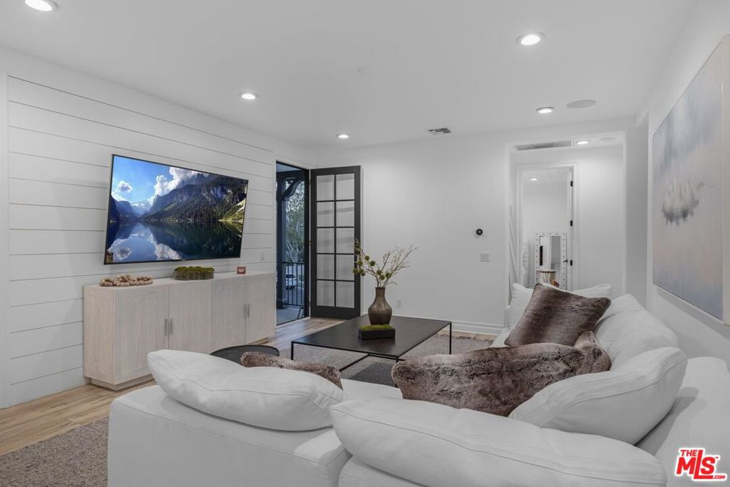 The Oaks - Residential