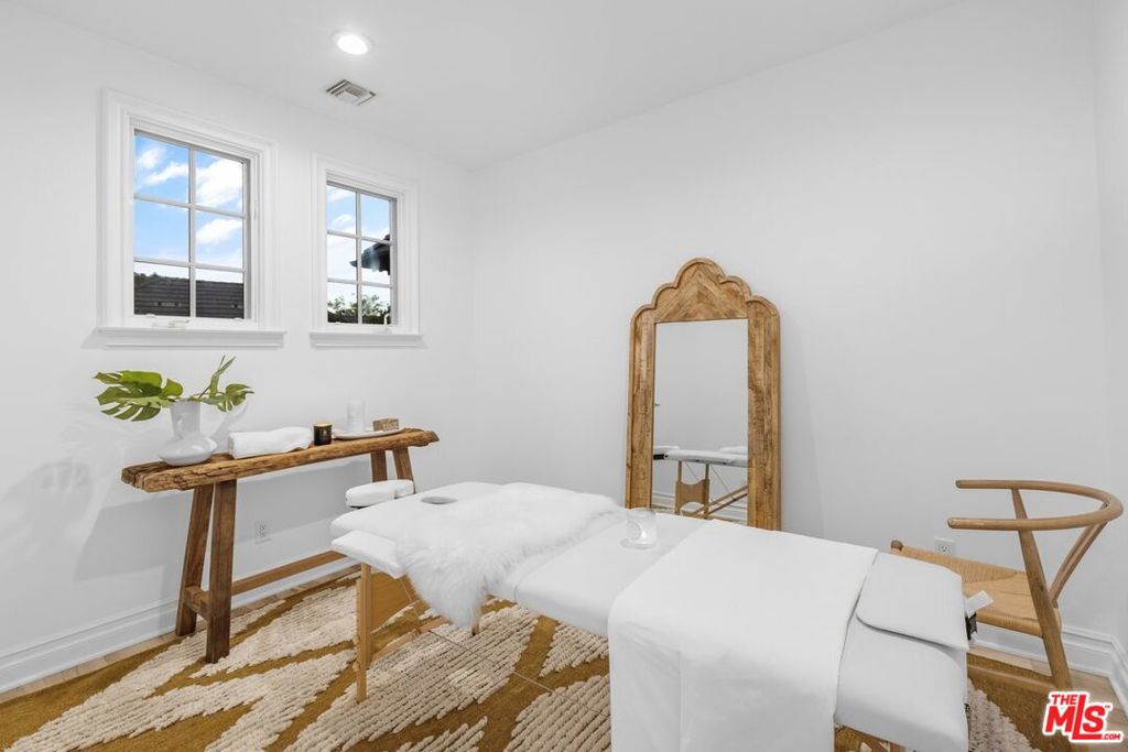 The Oaks - Residential