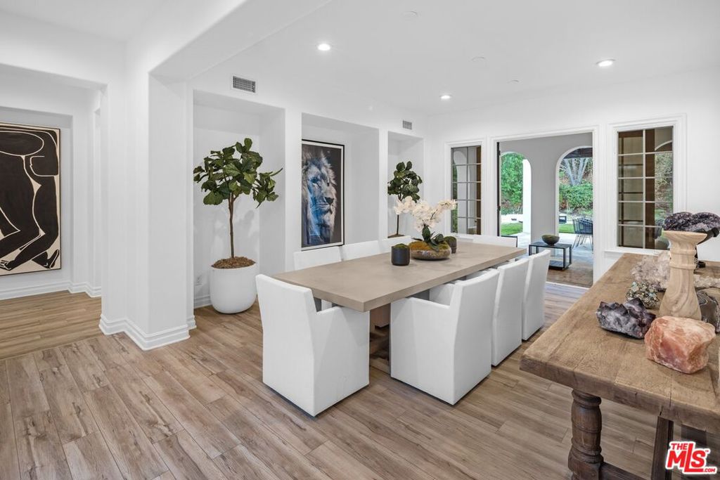 The Oaks - Residential