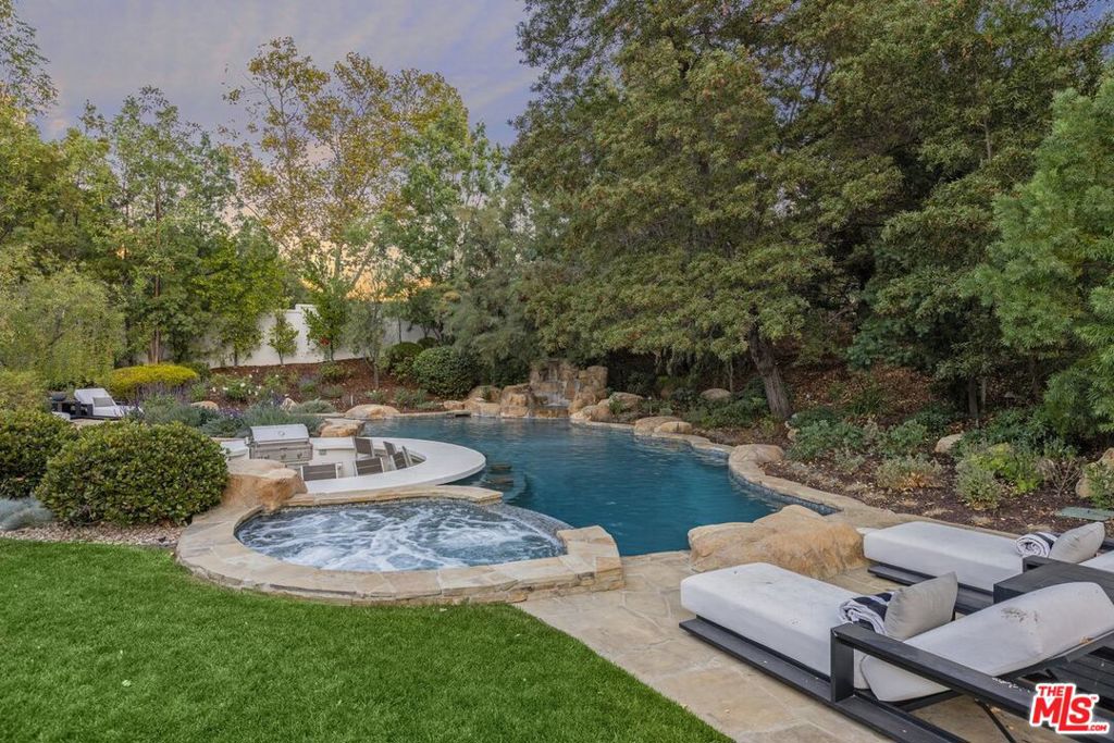 The Oaks - Residential