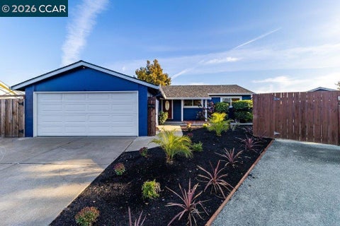 Photo of 5634 Truman Pl PL, Fremont, CA 94538 (MLS # 41152580)