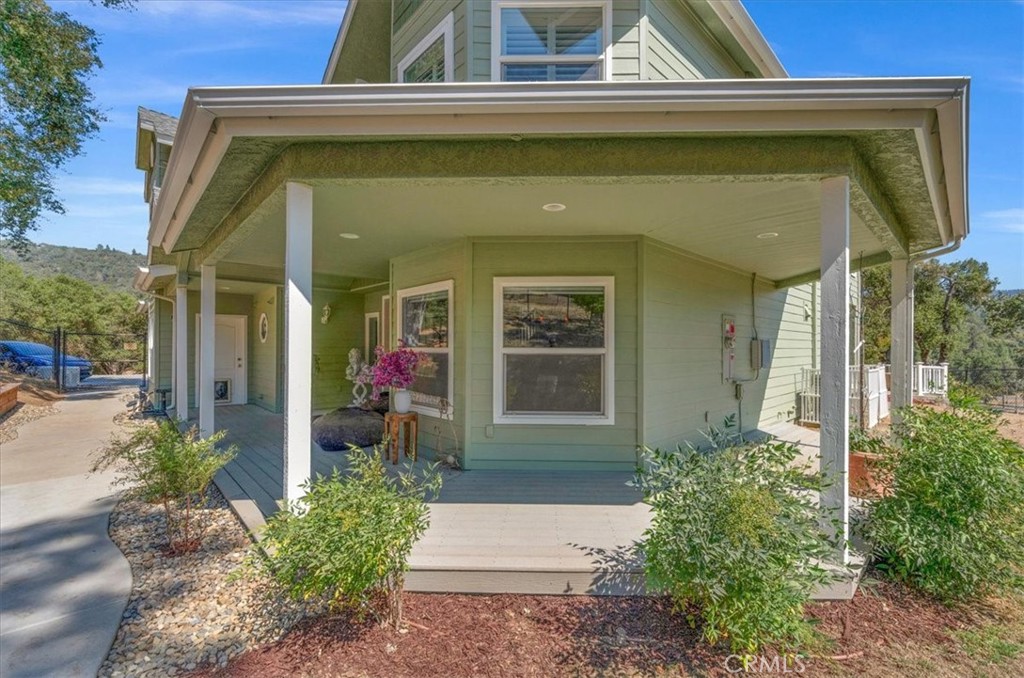 40111 Old Stone Gate