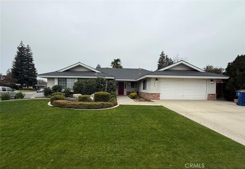 Photo of 2825 Kootenay Court, Bakersfield, CA 93309 (MLS # SR25269096)