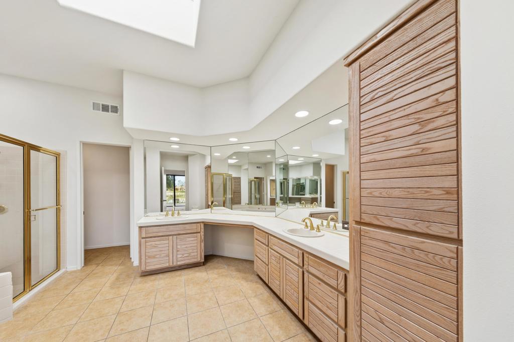 PGA Stadium - Residential