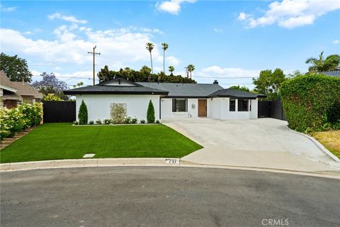 737 Paseo Place Fullerton CA 92835