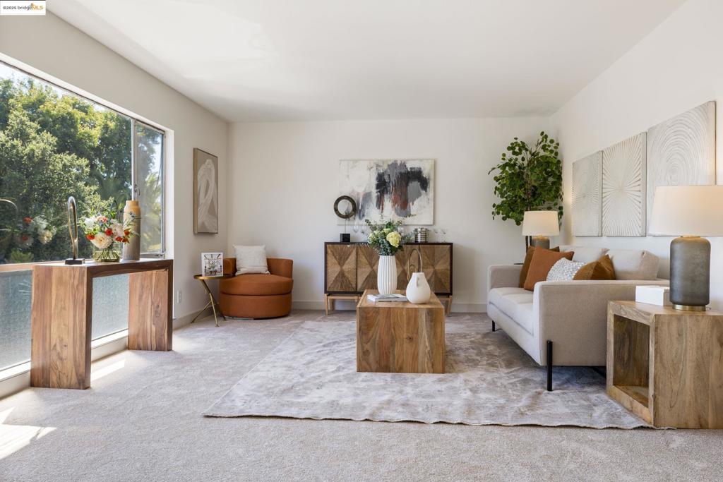 Beautifully redesigned condo in prime Piedmont Avenue District location. Close proximity to Fenton's Creamery, historic Piedmont Theatre, and popular restaurants, cafés, and shops. This bright, spacious unit features updated fixtures, fresh flooring, and paint. The eat-in kitchen is simply darling. The living room is expansive enough for multiple living spaces. A large picture window lets in beams of light. The living wall on attractive panels in an enclosed balcony is paired with decking tile and rock accent. Convenient to Kaiser, BART, and other transportation.