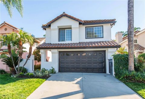Photo of 24666 Calle Largo, Calabasas, CA 91302 (MLS # SR26053399)