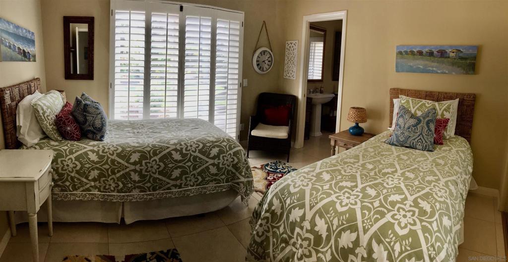 Ramona - Residential
