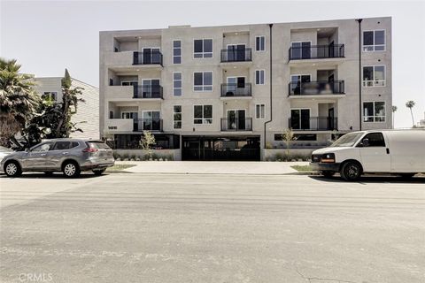 Photo of 14810 Delano Street #403, Van Nuys, CA 91411 (MLS # GD26106925)