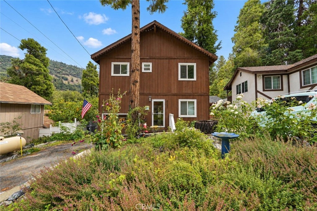 9333 Canyon