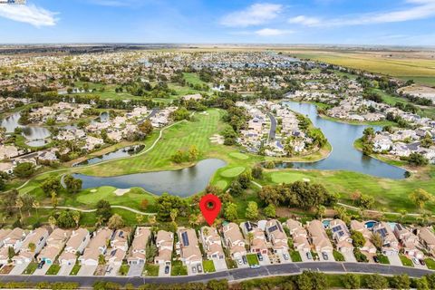 Photo of 2779 Cherry Hills Dr Dr, Discovery Bay, CA 94505 (MLS # 41115082)