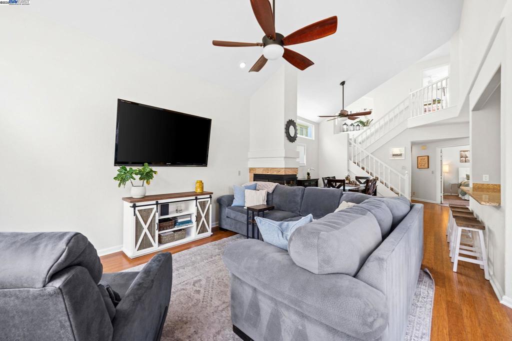 DISCOVERY BAY COUNTRY CLUB - Residential