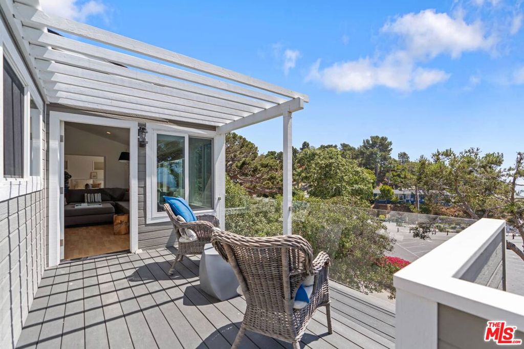 99 Paradise Cove Road