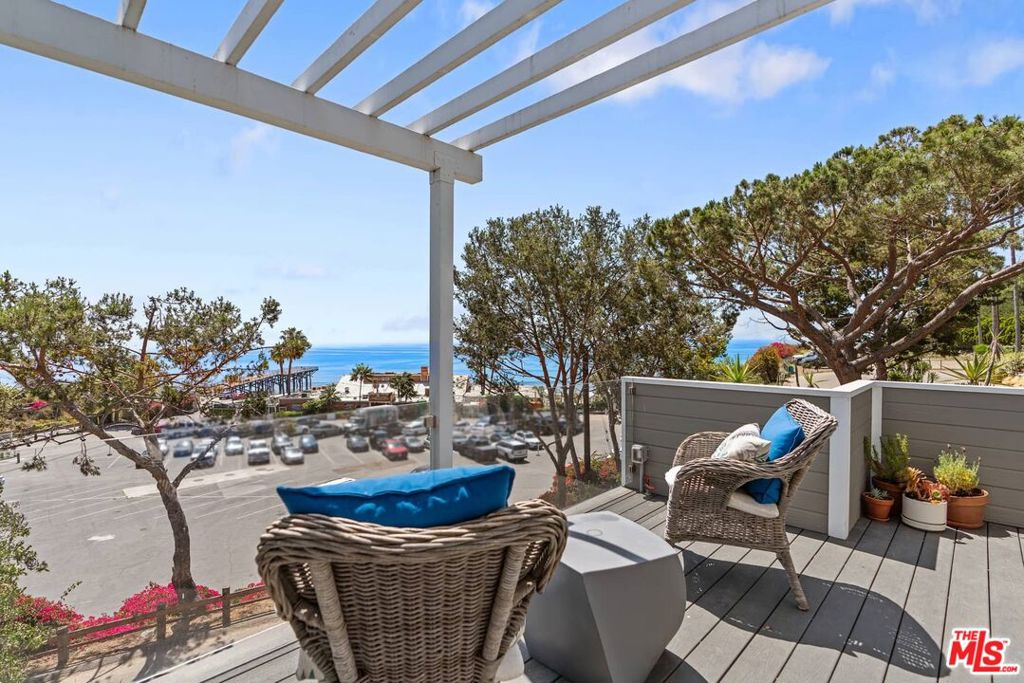 99 Paradise Cove Road