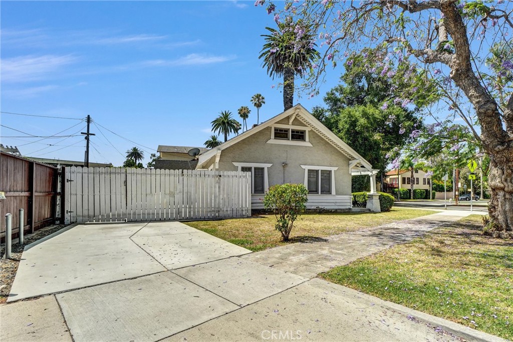 839 French Street