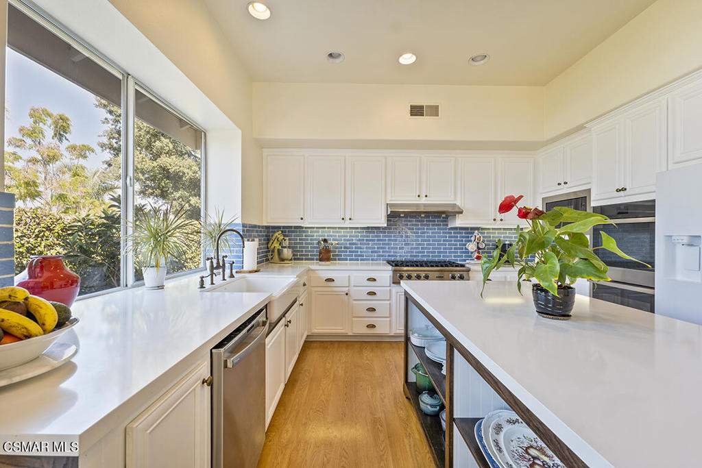 1880 Crystal View Circle