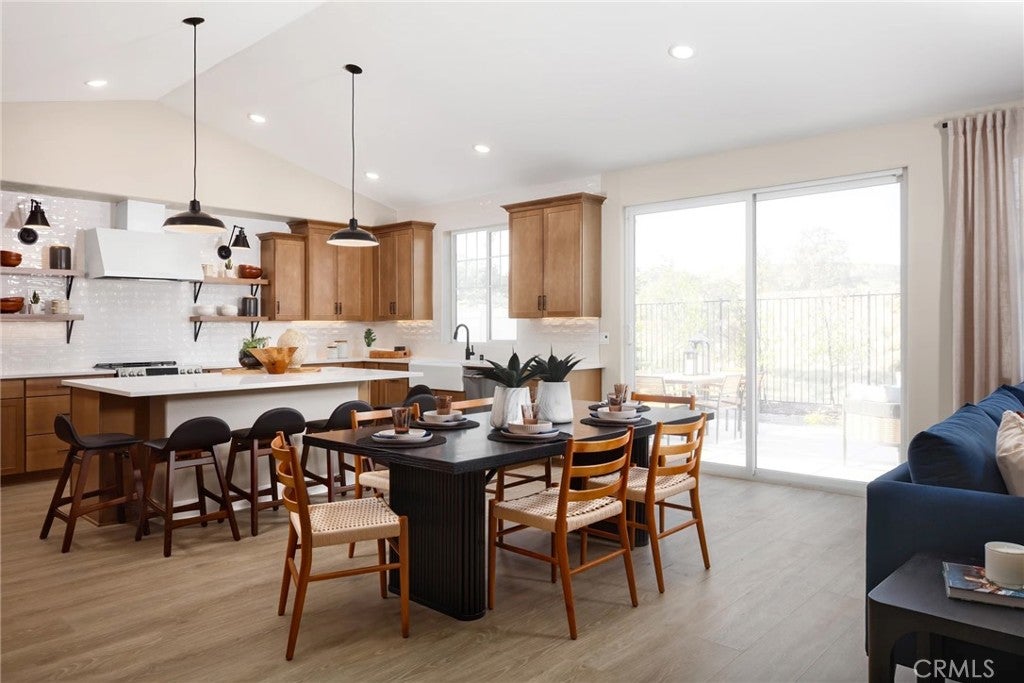 7998 Cottonwood Drive