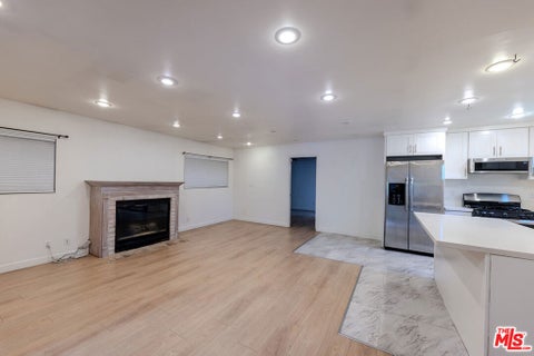 Photo of 837 Sunset Avenue, Venice, CA 90291 (MLS # 26884041)