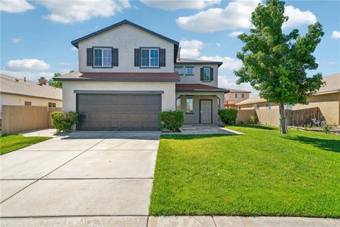 Photo of 13549 Winewood RD, Victorville, CA 92392 (MLS # DW26127388)