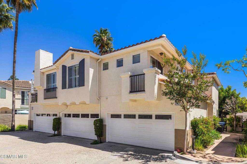 Photo of 4038 Napoli Place, Moorpark, CA 93021 (MLS # 226001760)