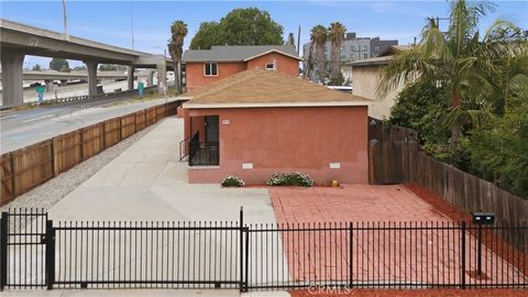 Photo of 321 111 place, Los Angeles, CA 90061 (MLS # DW26093158)