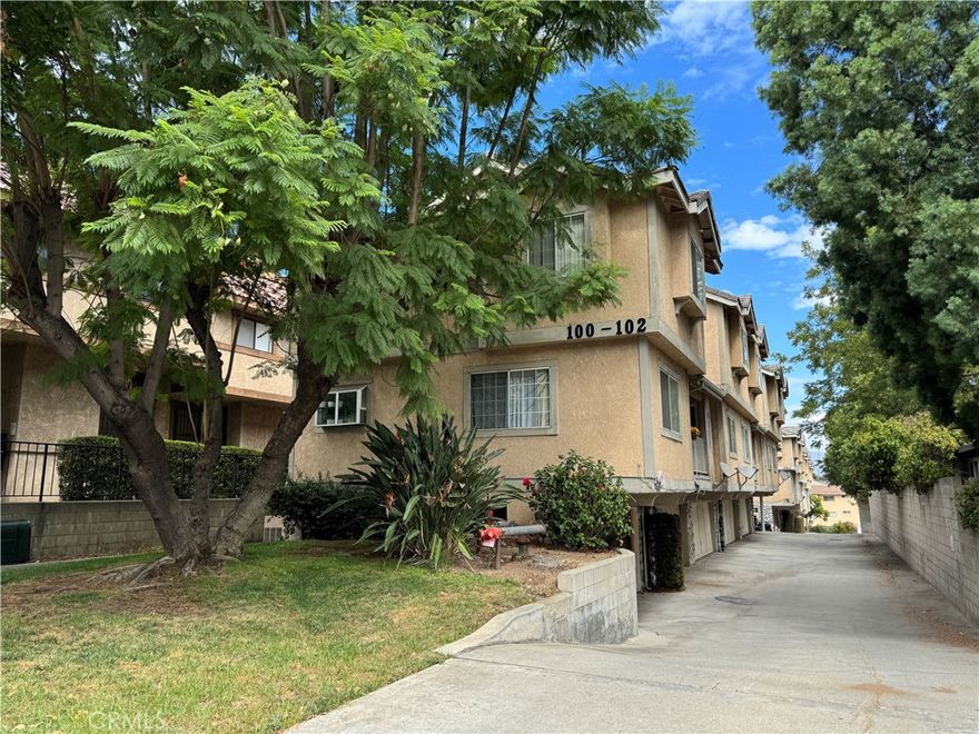 The Units located in a great Alhambra neighborhood nearby Park, Bank, Super market, Restaurants............ 2 bedroom, 1.5 bath and a condo-style like apartment in the heart of Alhambra! The unit features recently updated new kitchen new cabinetry with quartz counter tops & new refrigerator,  porcelain tile flooring in the kitchen and update new bathrooms, wood floor through out.  The unit has a detached 2 car garage and central heating and A/C. Rent includes water & trash. and minutes away from the 10 freeways..........