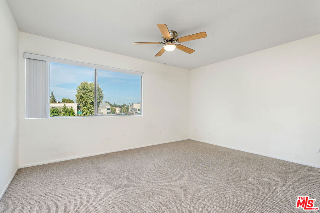 Peppertree Northridge - Residential