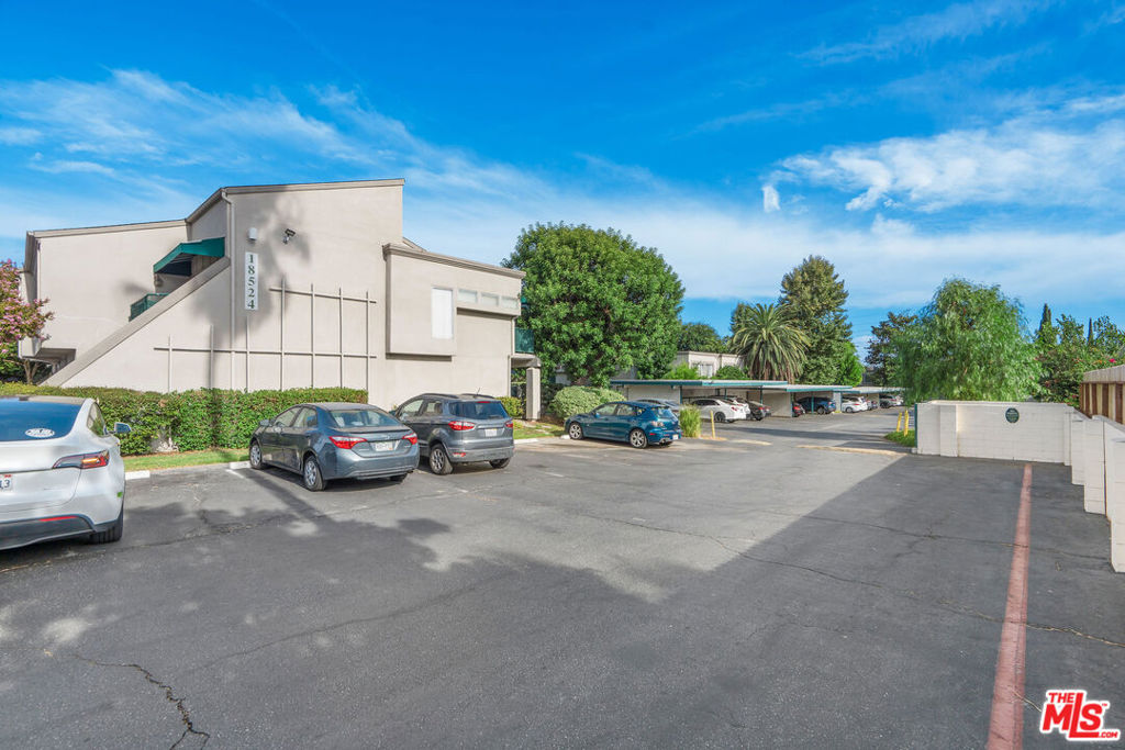 Peppertree Northridge - Residential