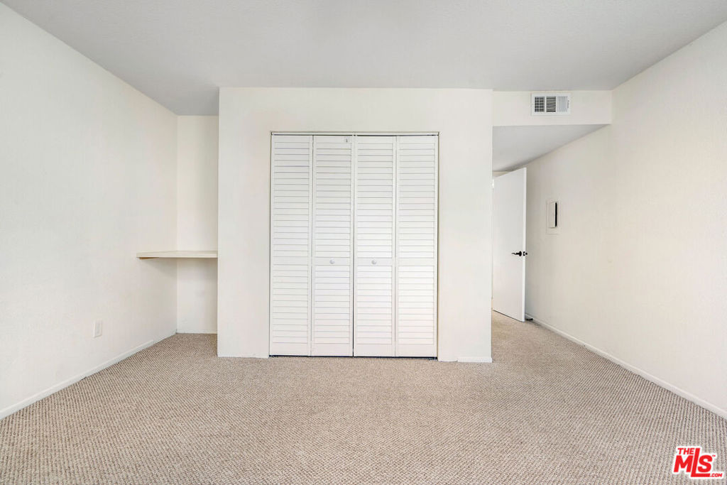 Peppertree Northridge - Residential
